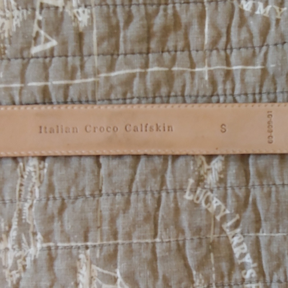 Black Arden Leather Co.Belt W/Silver tone Daisy - Picture 6 of 6